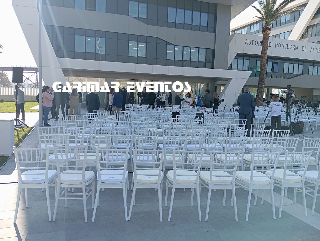 sillas tiffany en teatro